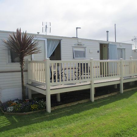 Summer Breeze Caravan Bacton  エクステリア 写真